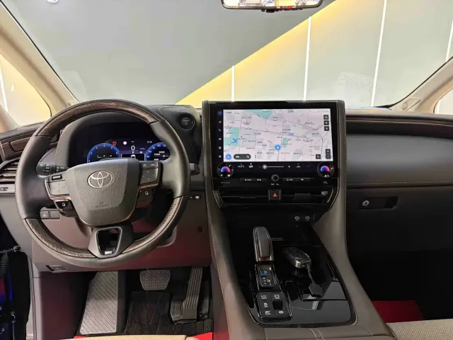 Toyota Alphard — Фото автомобиля 14
