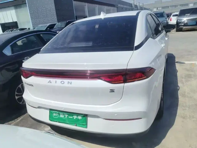 GAC Aion S — Фото автомобиля 5