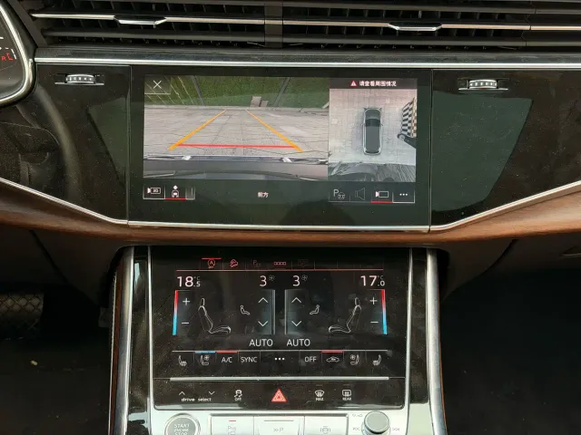 Audi Q7 — Фото автомобиля 20