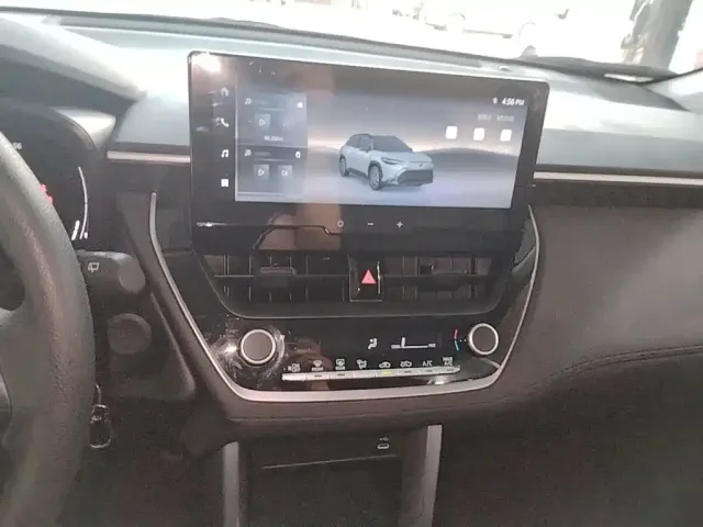 Toyota Frontlander — Фото автомобиля 12
