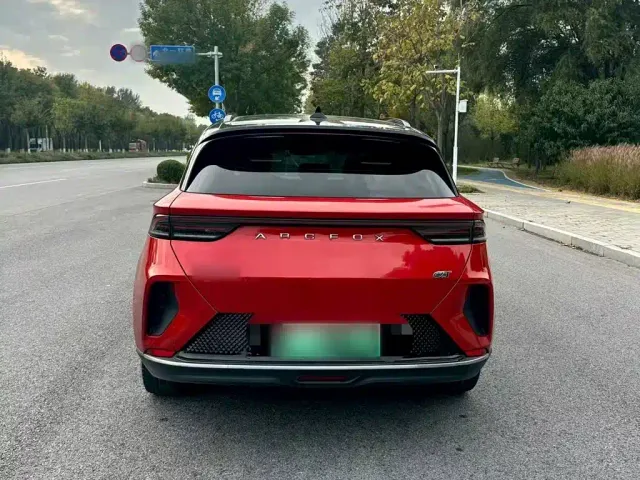 Arcfox Alpha T — Фото автомобиля 4