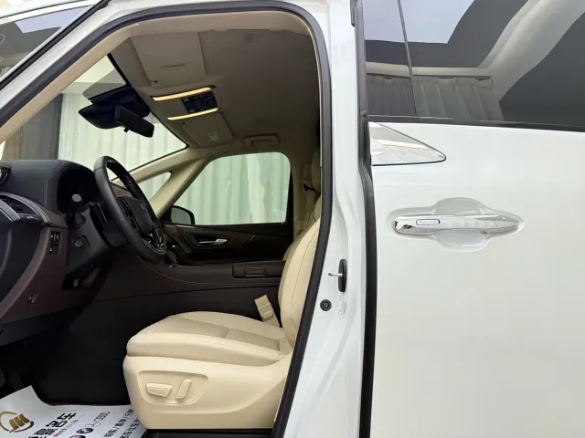 Toyota Vellfire — Фото автомобиля 4