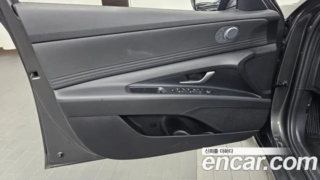 Hyundai Avante CN7 — Фото автомобиля 13