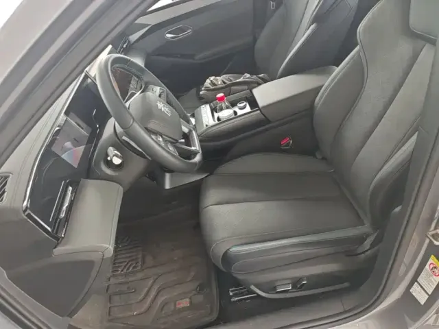 BYD Qin L 2025 EV 545KM Cloud Chariot Edition — Фото автомобиля 14