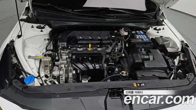 Hyundai AVANTE Avante (CN7) — Фото автомобиля 6