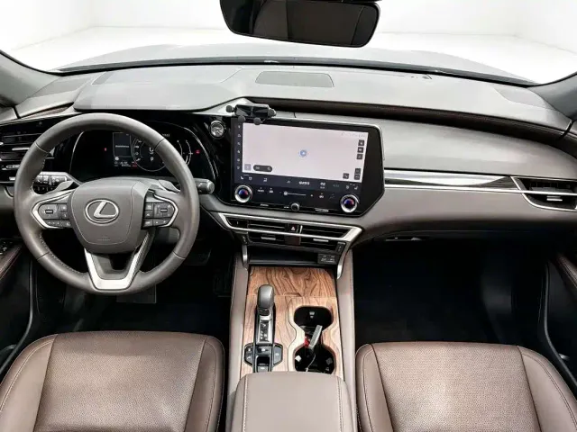 Lexus RX — Фото автомобиля 4