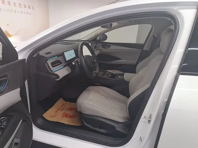 BYD Seal 06 DM-i Touring — Фото автомобиля 8