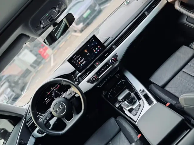 Audi A4L — Фото автомобиля 14