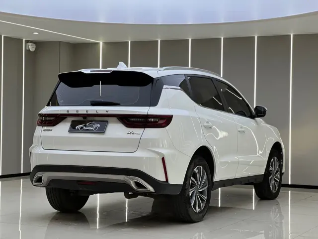 Geely Vision X6 — Фото автомобиля 16
