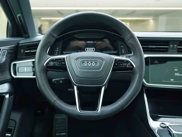 Audi A6L — Фото автомобиля 16