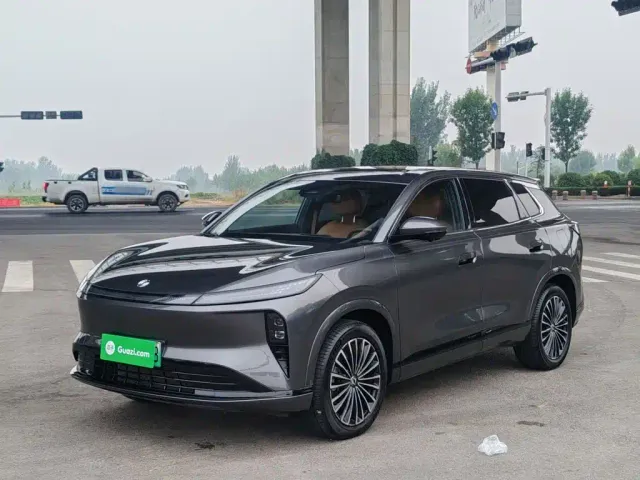 Фотография автомобиля — Dongfeng Aeolus L8