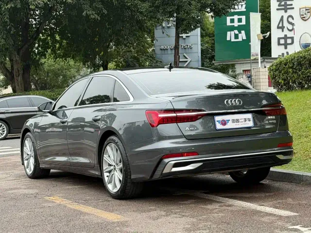 Audi A6L — Фото автомобиля 4