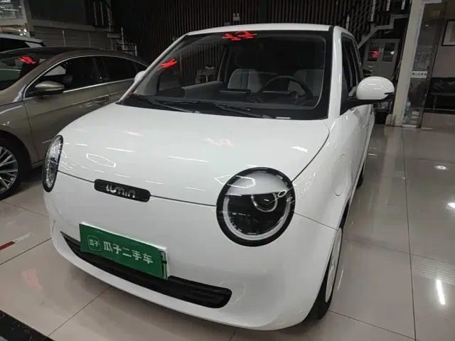 Фотография автомобиля — Changan Lumin