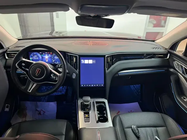 Hongqi HS7 PHEV — Фото автомобиля 8