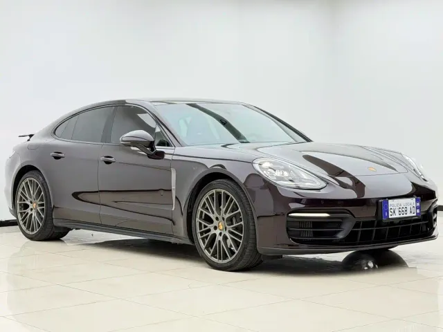 Porsche Panamera — Фото автомобиля 3