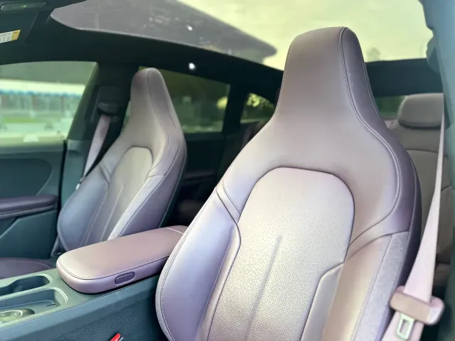 Nio ET5 Touring — Фото автомобиля 6