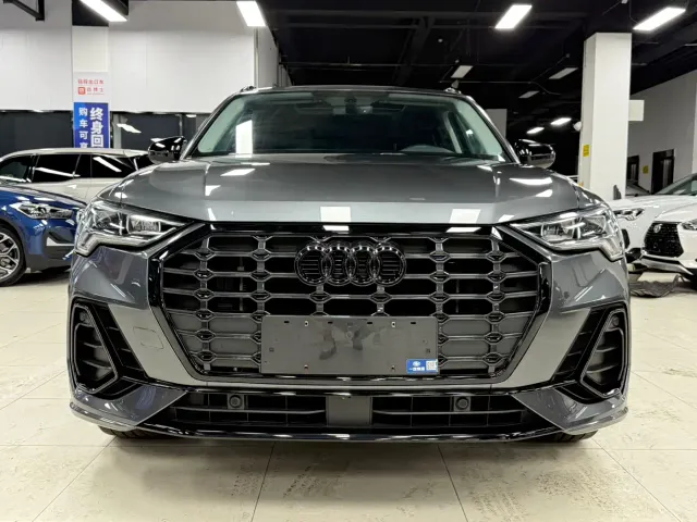 Audi Q3 — Фото автомобиля 3