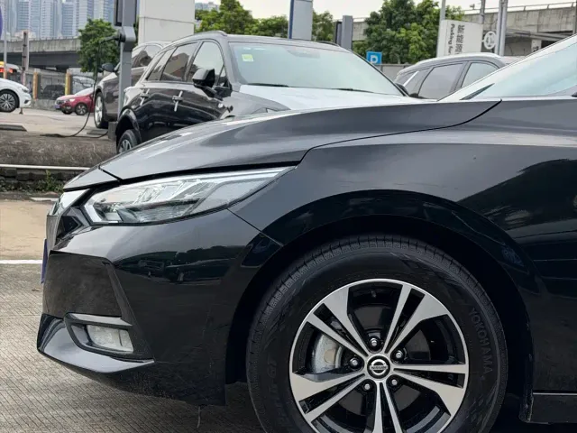 Nissan Sylphy — Фото автомобиля 5