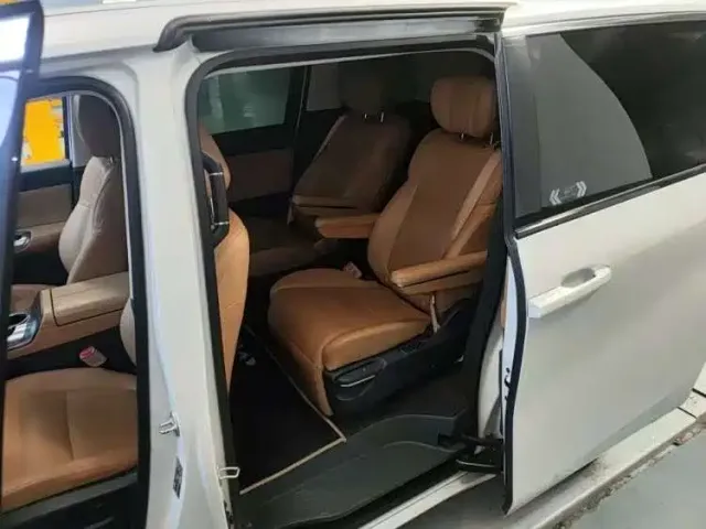 GAC Trumpchi E8 — Фото автомобиля 6
