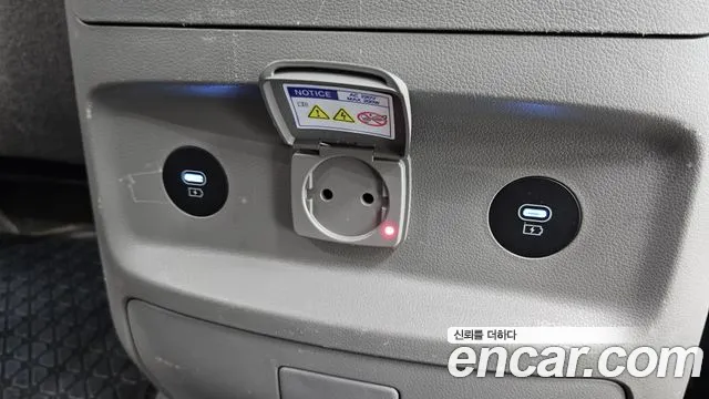 Hyundai Staria Staria — Фото автомобиля 27