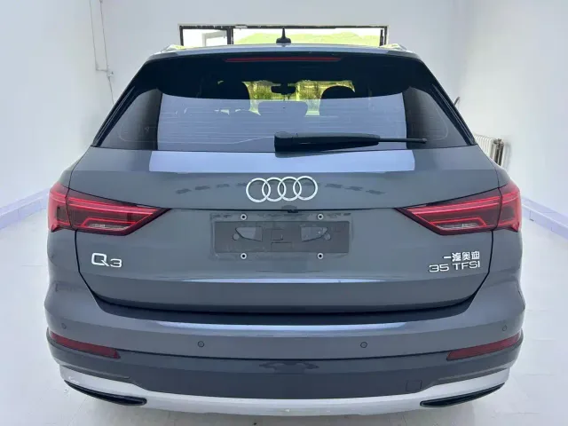 Audi Q3 — Фото автомобиля 6