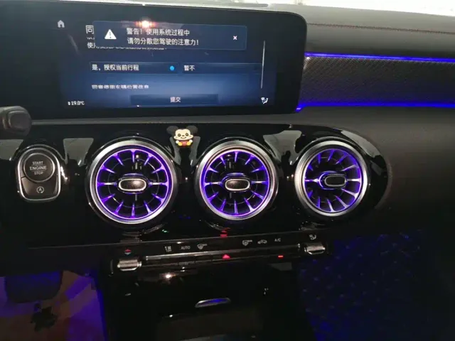 Mercedes-Benz A-Class — Фото автомобиля 12