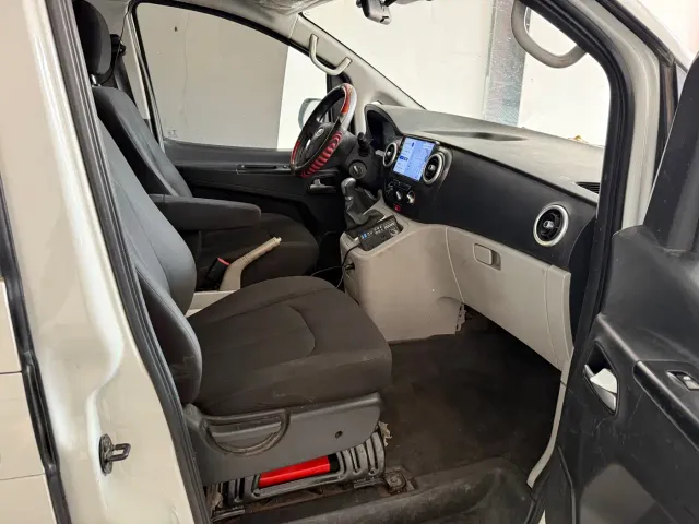 JAC Refine M3 — Фото автомобиля 7