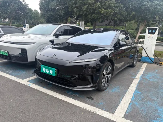 Фотография автомобиля — Nio ET5