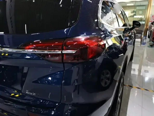 Buick Envision Plus — Фото автомобиля 7