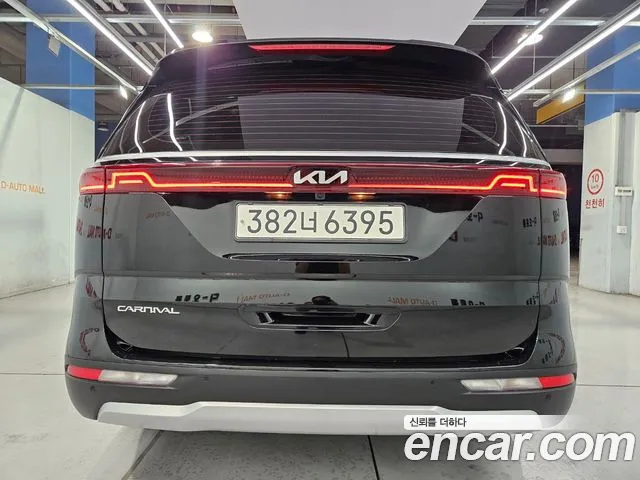 Kia Canival Carnival 4 поколение Бензин 9 мест Prestige — Фото автомобиля 2
