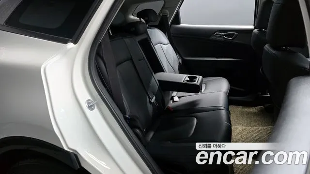 Kia Sportage Sportage 5-е поколение Дизель 2.0 2WD — Фото автомобиля 12