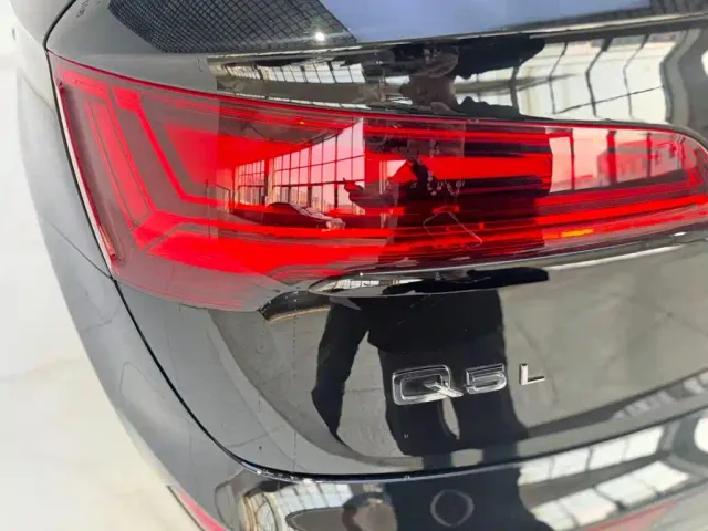 Audi Q5L — Фото автомобиля 9