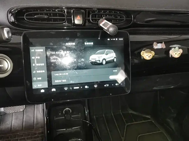 Leapmotor T03 — Фото автомобиля 12