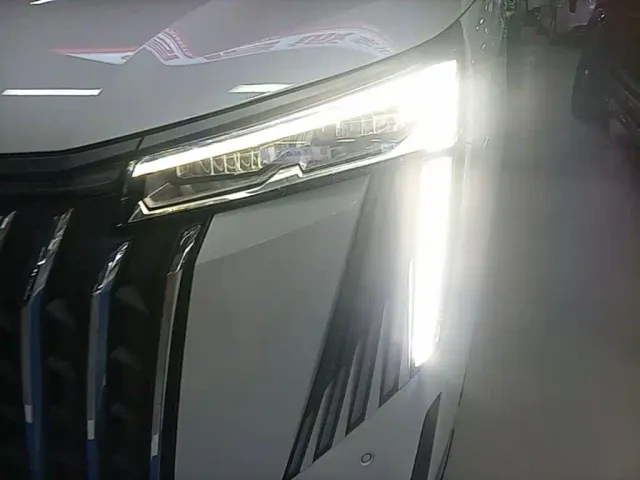GAC Trumpchi M8 — Фото автомобиля 23