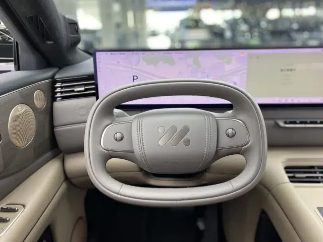 IM Motors LS8 — Фото автомобиля 17