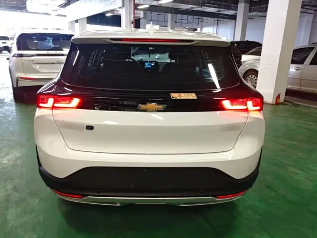 Chevrolet Menlo — Фото автомобиля 5