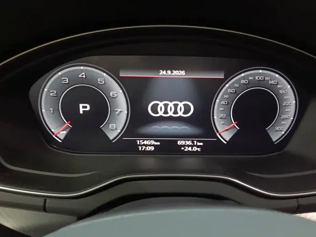Audi Q5L — Фото автомобиля 2
