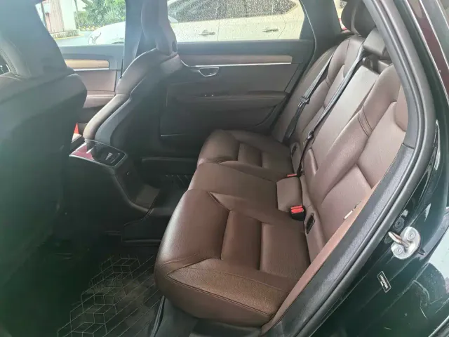 Volvo S90 — Фото автомобиля 6