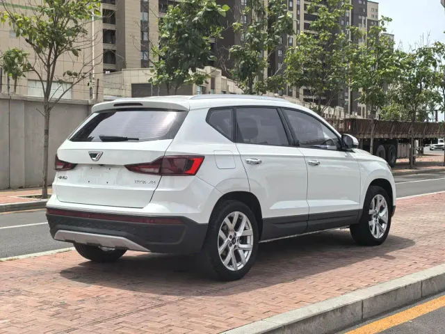 Jetta VS5 — Фото автомобиля 9