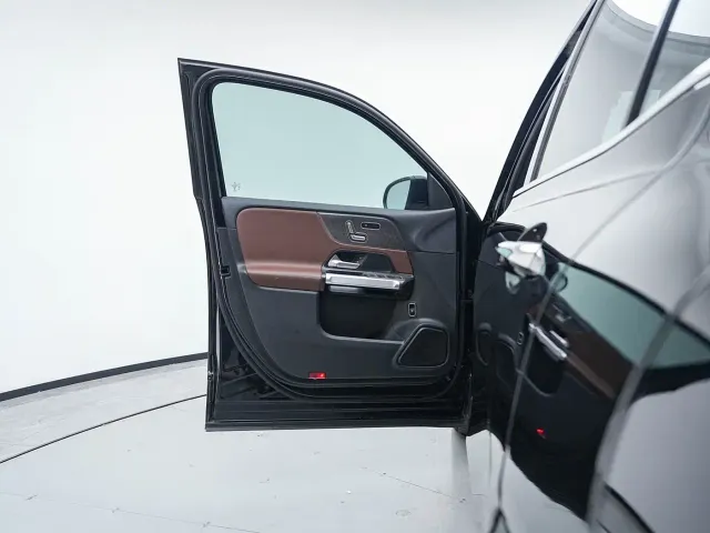Mercedes-Benz GLB-Class — Фото автомобиля 15