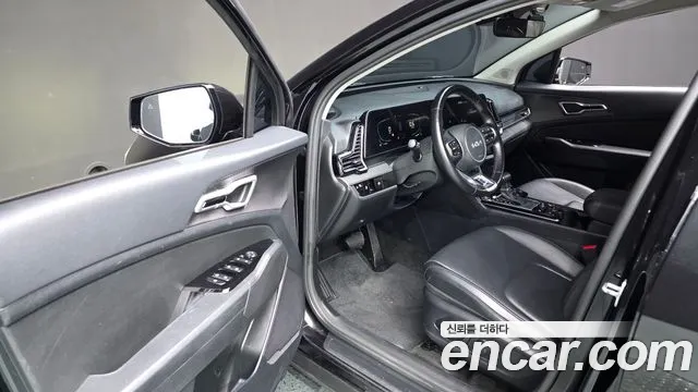 Kia Sportage Sportage 5-е поколение Бензин 1.6 турбо 2WD — Фото автомобиля 11