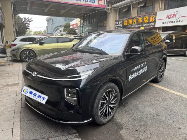Фотография автомобиля — Changan Qiyuan Q07