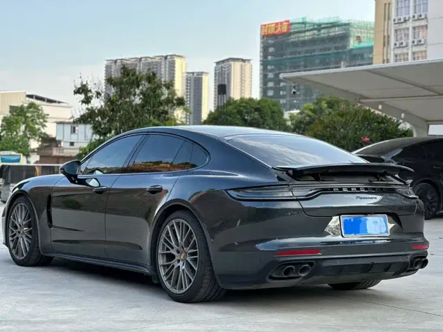 Porsche Panamera — Фото автомобиля 9