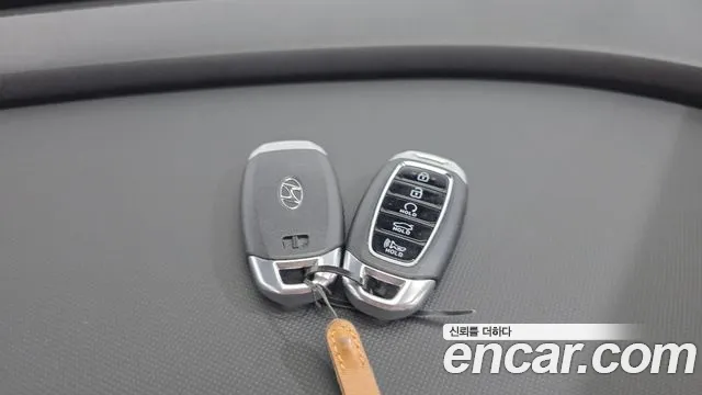 Hyundai AVANTE Avante (CN7) — Фото автомобиля 15
