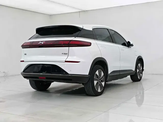Xpeng G3 — Фото автомобиля 8