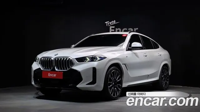 Фотография автомобиля — BMW X6 G06