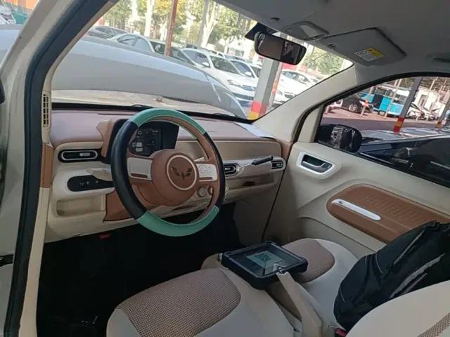 Wuling Hongguang Mini EV — Фото автомобиля 9