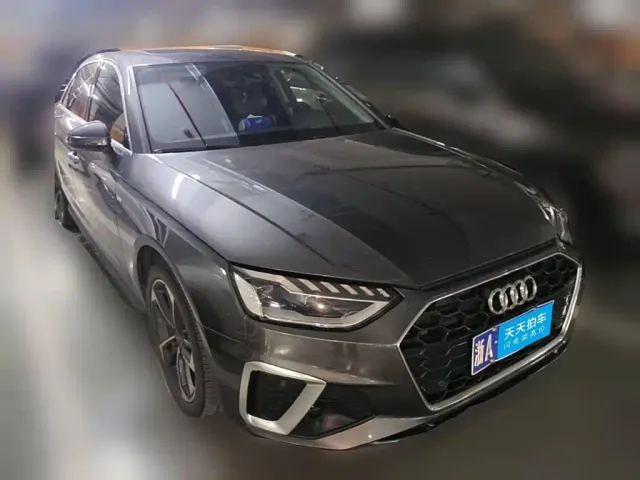 Audi A4L — Фото автомобиля 3