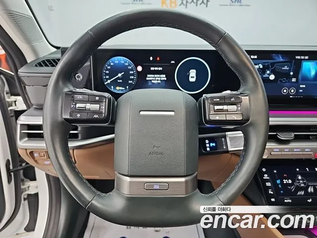Hyundai Grandeur GN7 — Фото автомобиля 9