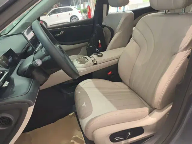Aion AION RT 2025 520 Intelligent Luxury Edition — Фото автомобиля 14